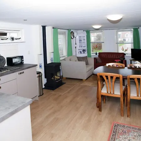 Nice Chalet With Garden, Near The Wadden Sea *