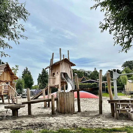 Nice Chalet With Garden, Near The Wadden Sea *